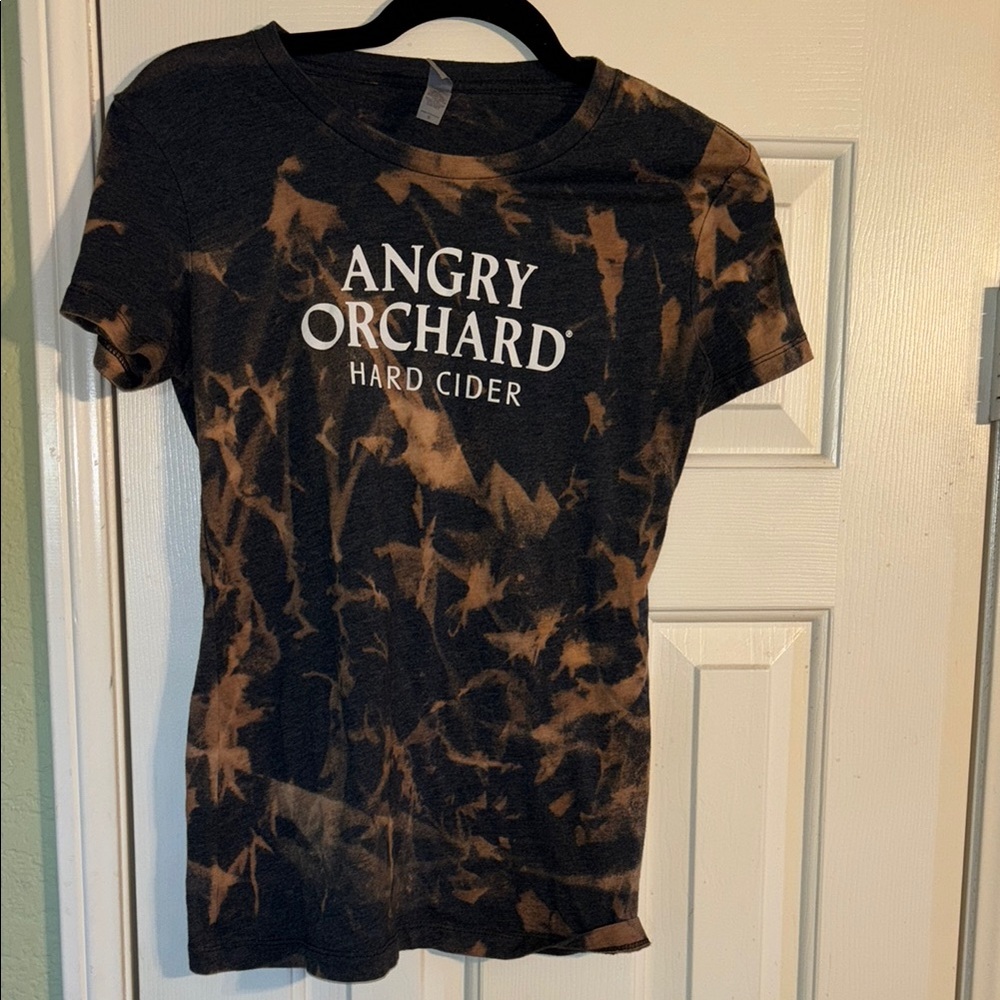 Next Level Angry Orchard Black and Brown Tie-Dye T-Shirt Small EUC